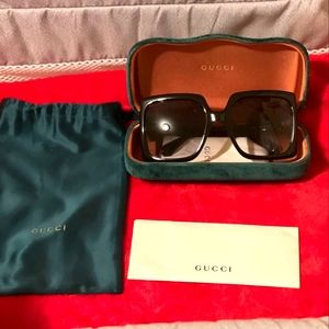 Gucci sunglasses